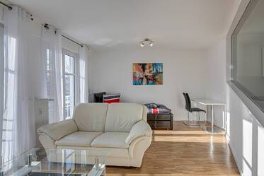 Bright, sunny 1-room apartment in Berg am Laim