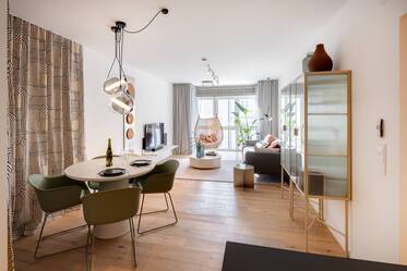Designer apartment in trendy Dreimühlenviertel