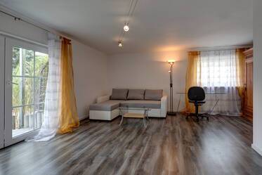 Modern style furnished 2-room apartment with washer-dryer, garden and terrace