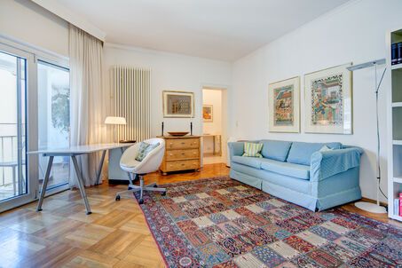 https://www.mrlodge.com/rent/1-room-apartment-munich-bogenhausen-4251