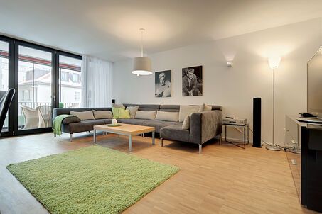 https://www.mrlodge.com/rent/3-room-apartment-munich-au-haidhausen-5958