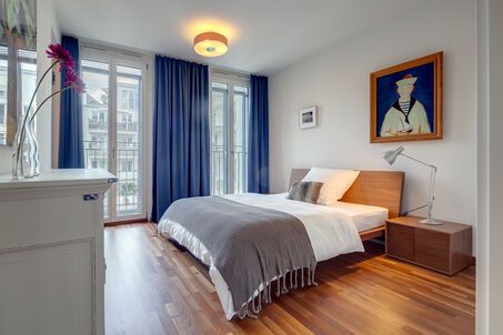 https://www.mrlodge.com/rent/2-room-apartment-munich-maxvorstadt-7469