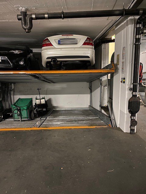 Split Level Garage | München-Altstadt | 2010ML3 | Stellplatz unten rechts