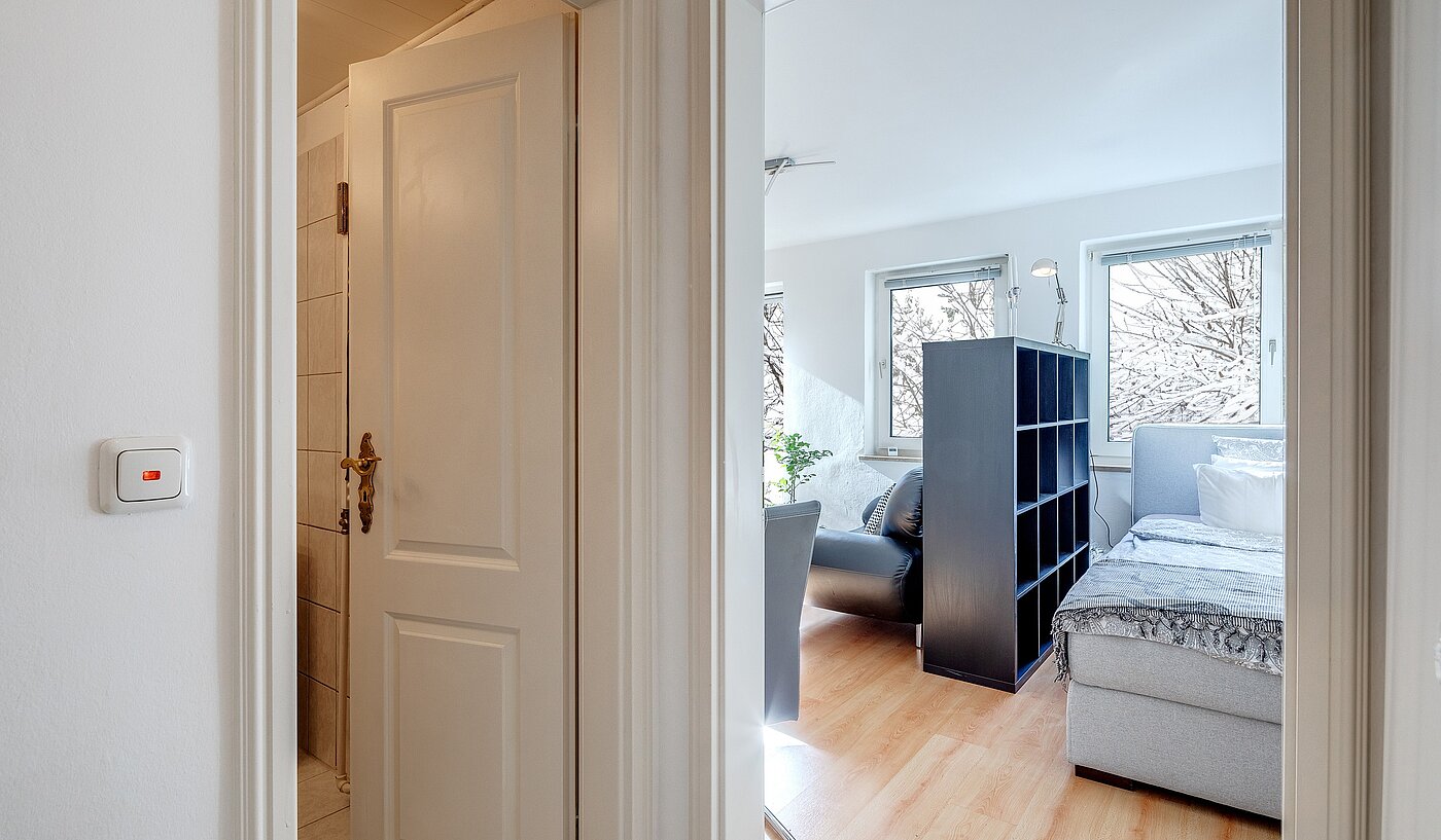 Apartment with 1 room | München | 70073 | Diele mit Zugang...