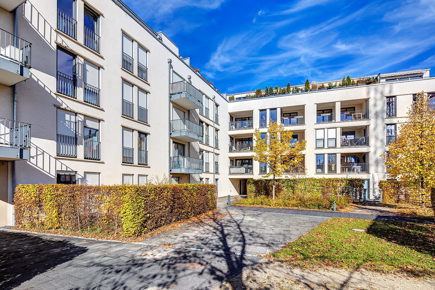 Apartment with 3 room | München-Moosach | 70164 | Außenansicht