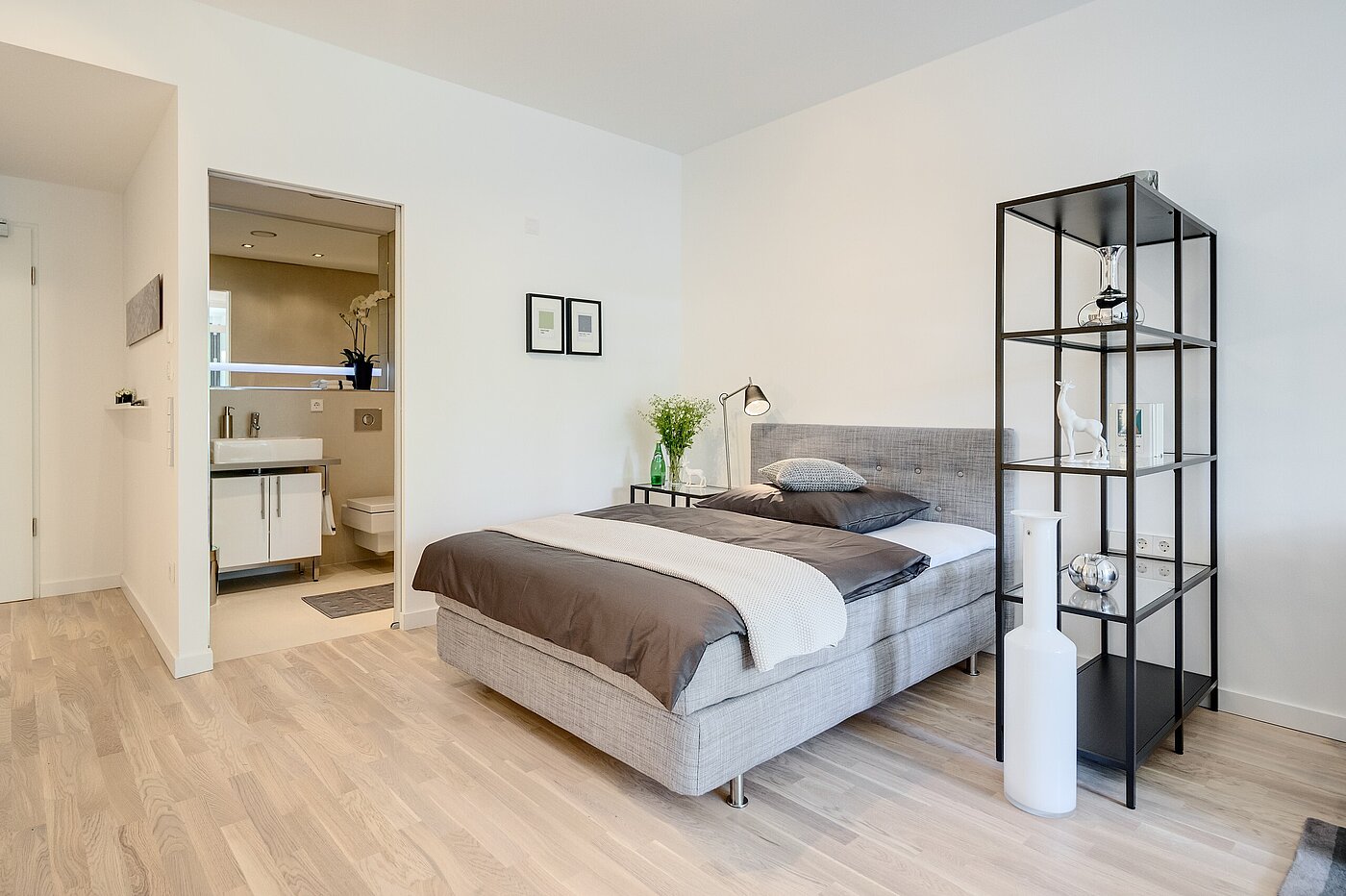 Apartment with 1 room | München-Bogenhausen | 70201 | Schlafbereich...