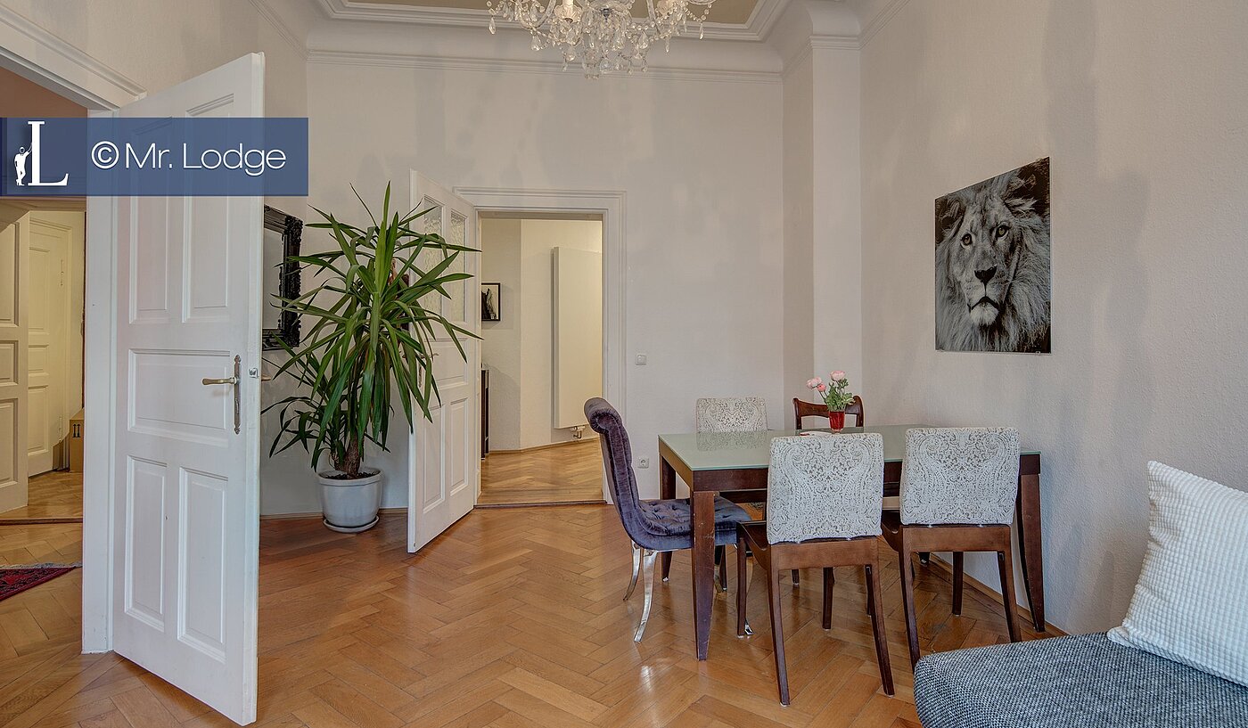 Apartment with 4.5 room | München-Ludwigsvorstadt | 1712ML2 | ....mit Fischgrät- Parkett...