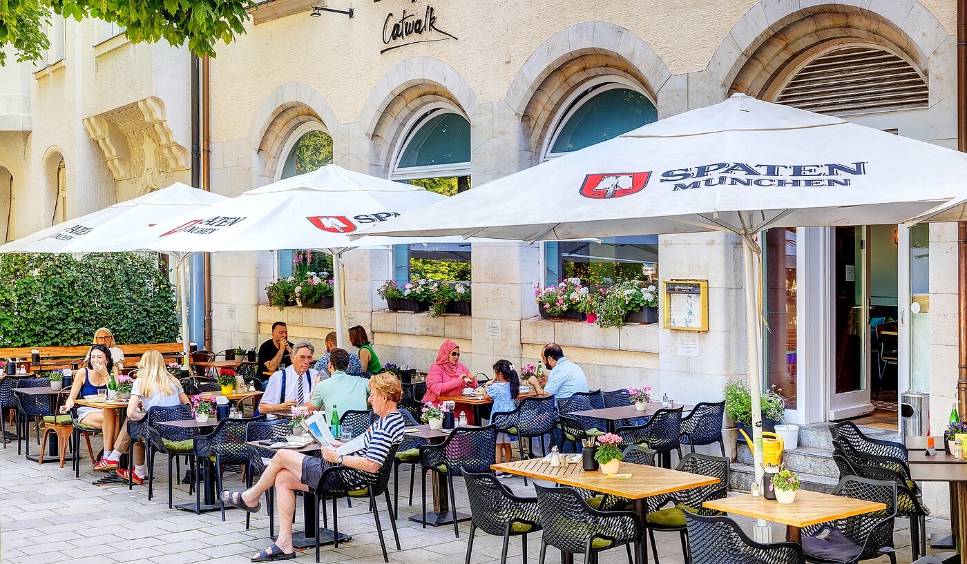 Apartment with 1 room | München-Bogenhausen | 70070 | Cafés, Restaurants, Bars