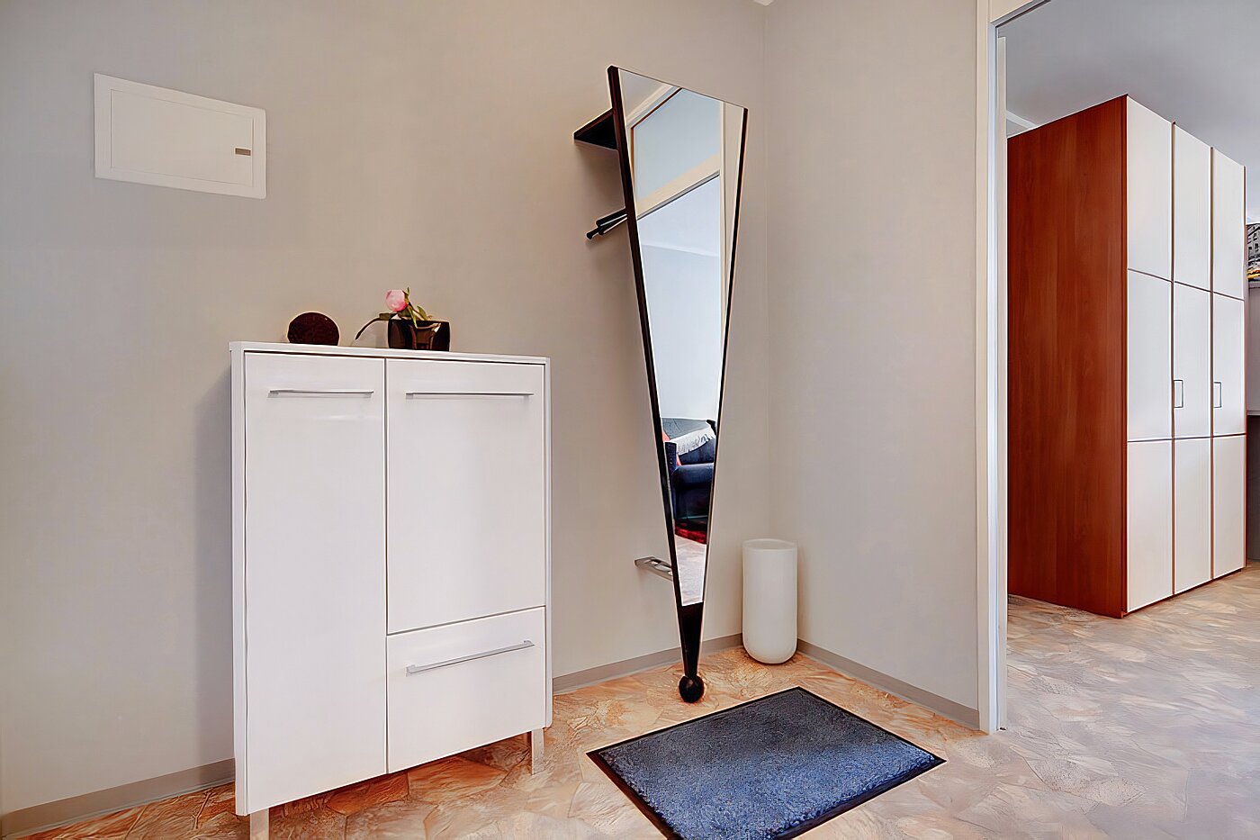 Apartment with 1 room | München-Milbertshofen | 70286 | Flur