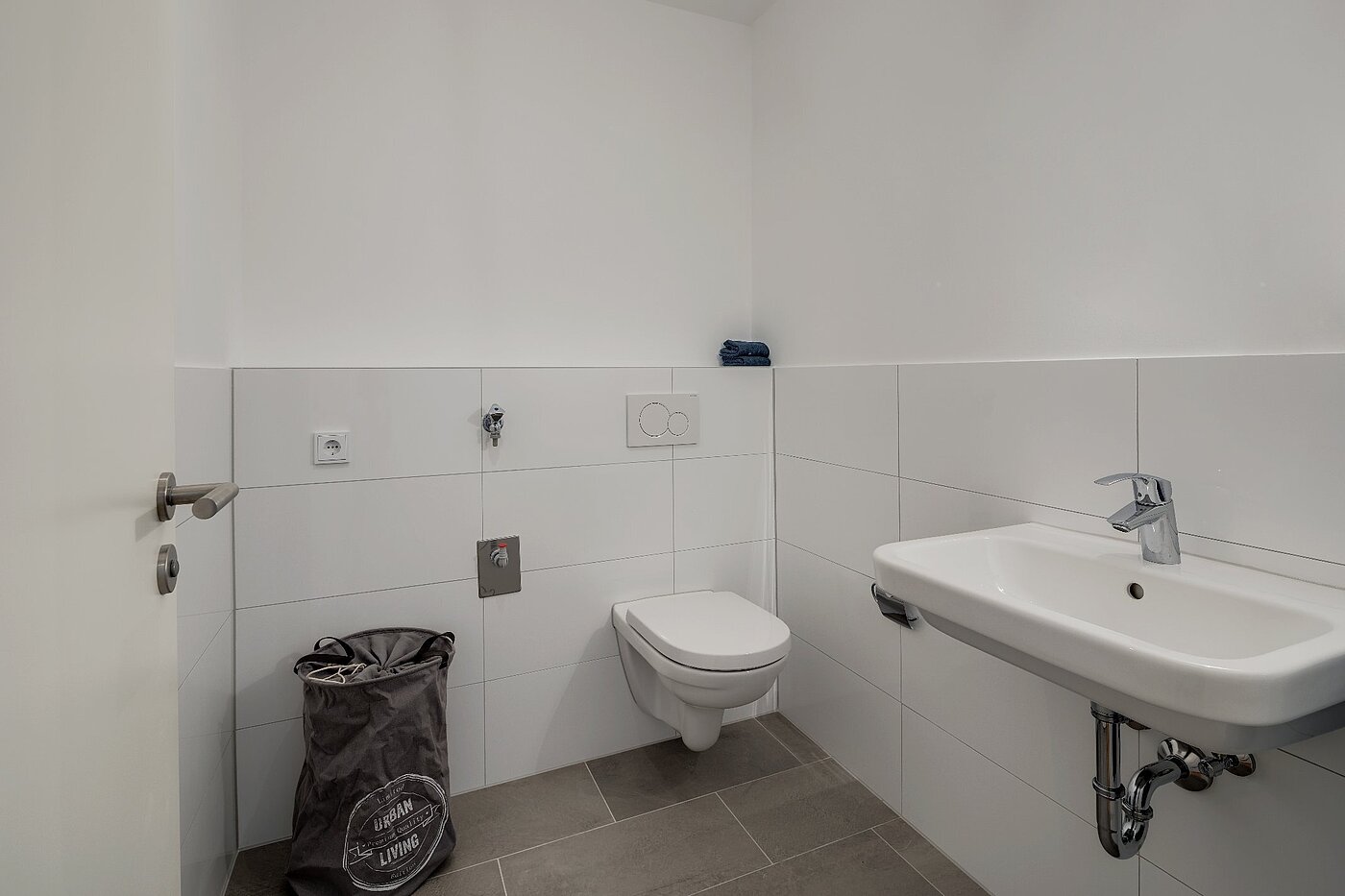 Apartment with 3 room | München-Neuhausen | 1803D7 | Separates Gäste-WC