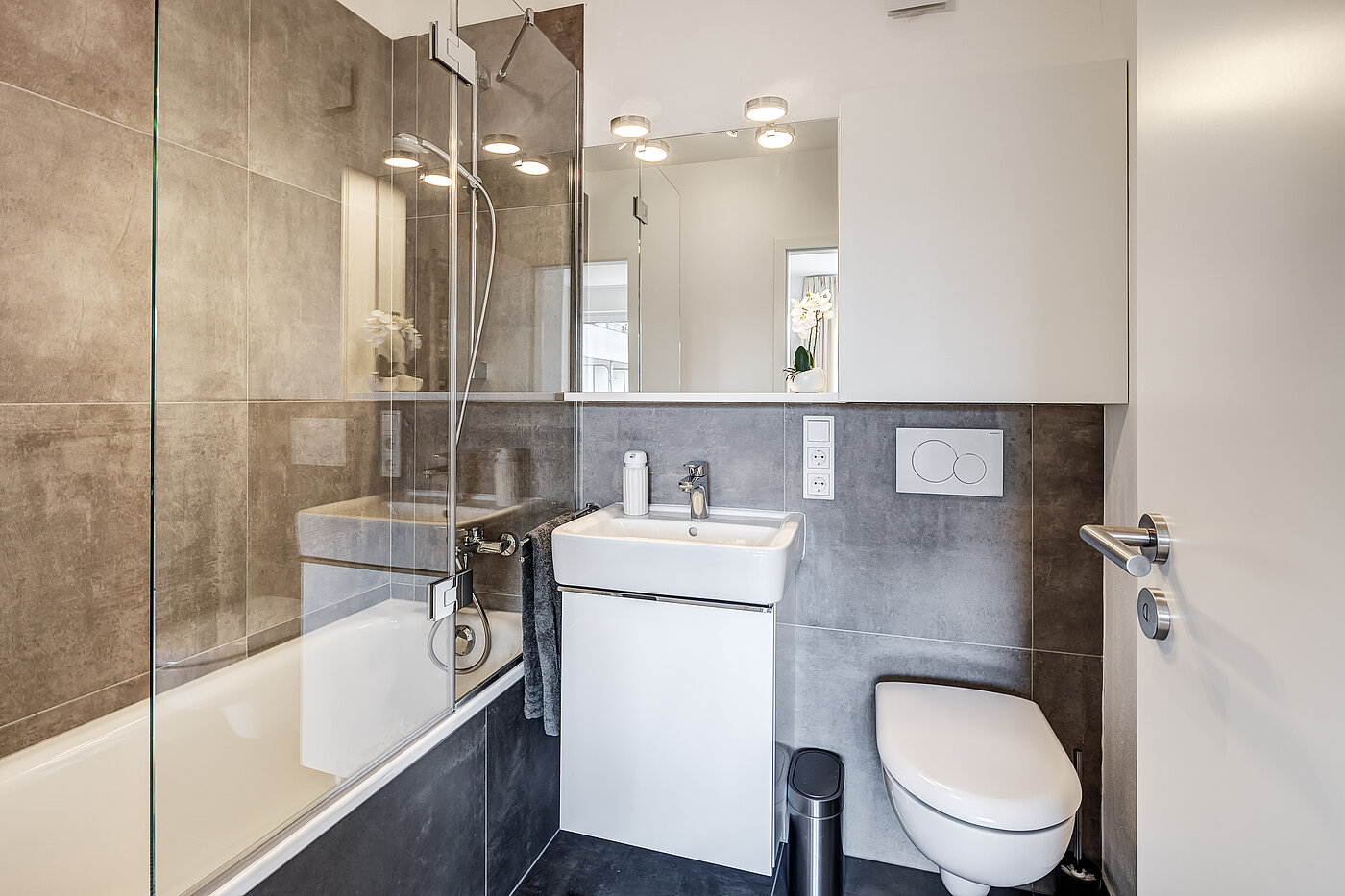 Apartment with 4 room | München-Au | 70423 | Bad 2