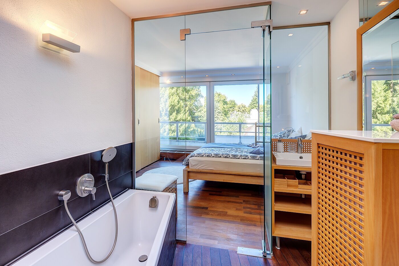 Penthouse with 2.5 room | München-Harlaching | 702581 | ...