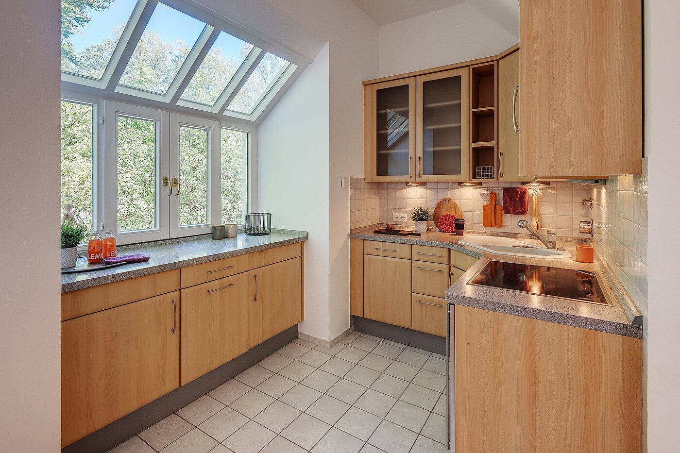 Apartment with 3 room | München-Harlaching | 1908ML6 | Helle Küche