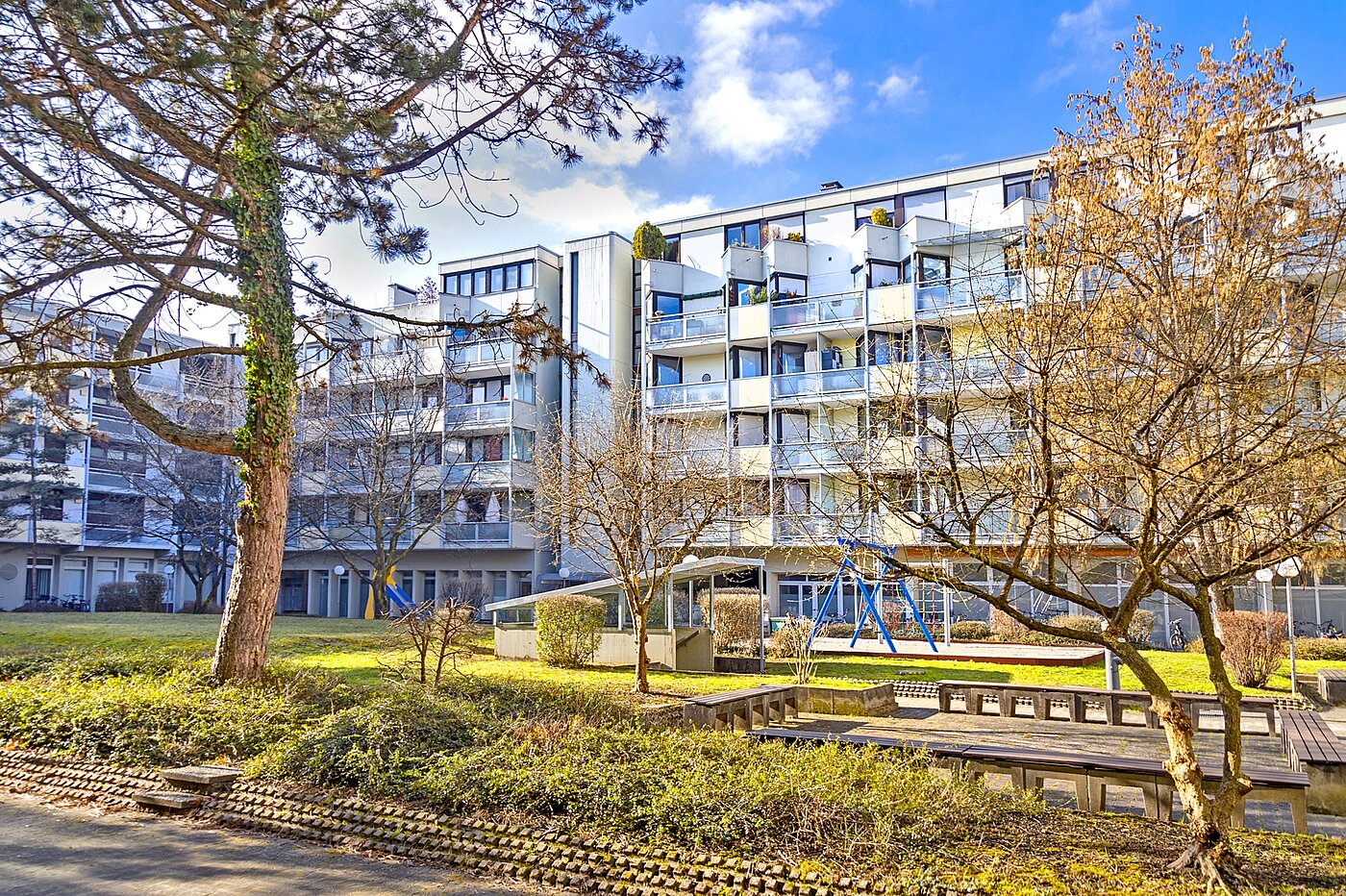 Apartment with 3 room | Unterschleißheim | 70003 | ...viel Grün- und Spielfläche