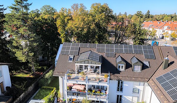 Attic Apartment with 3 room | 70501 | ...und oben