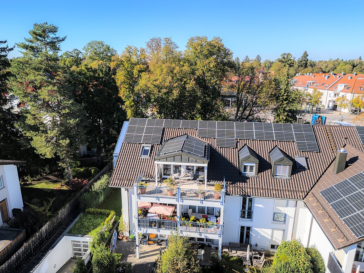 Attic Apartment with 3 room | 70501 | ...und oben