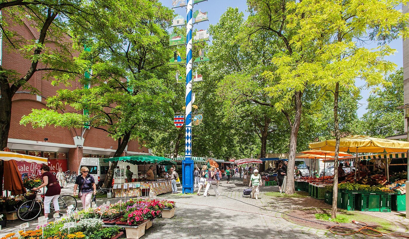 Apartment with 2 room | München-Neuhausen | 2003ML5 | Wochenmarkt am Rotkreuzplatz