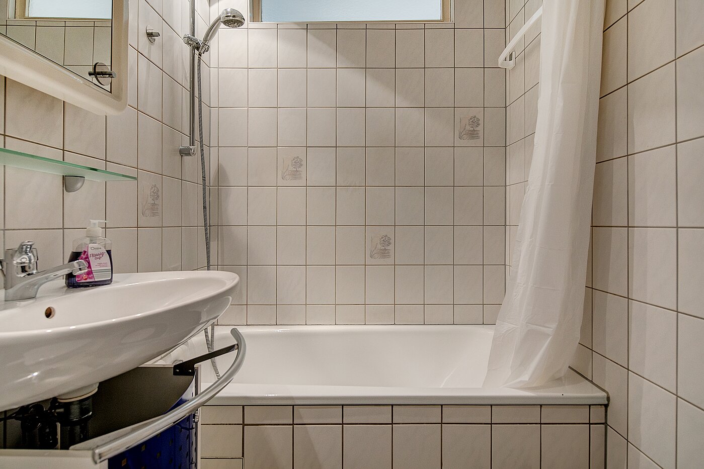 Apartment with 1 room | München-Feldmoching | 70484 | Badezimmer