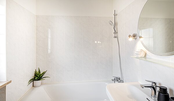 Middle townhouse  with 5 room | Unterschleißheim | 70187 | ...mit Badewanne