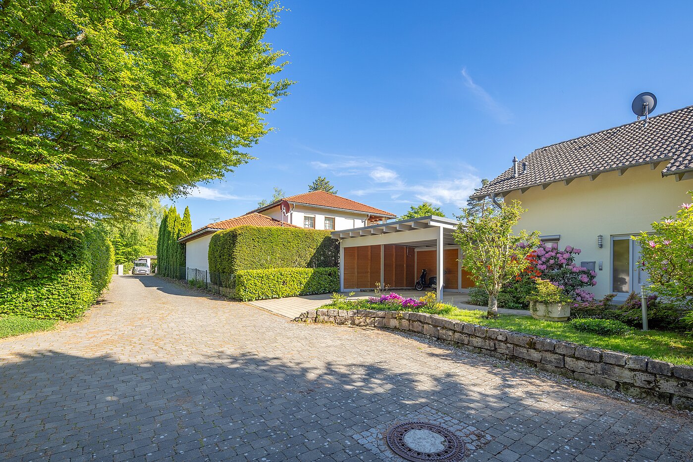 Detached house with 5 room | Icking | 70438 | Zufahrtsstraße