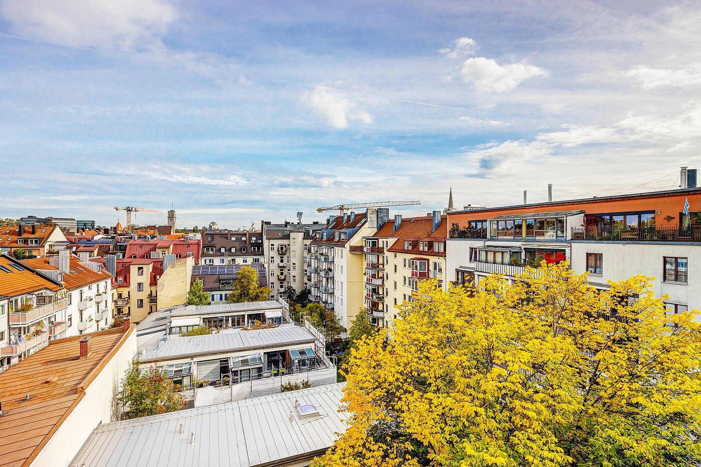Attic Apartment with 2 room | München-Au | 2209ML3 | Ausblick über die Dächer...