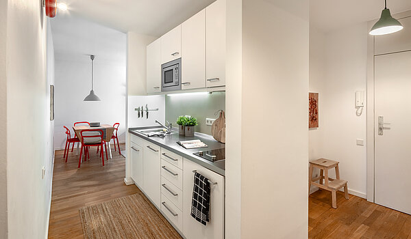 Apartment with 2 room | München-Solln | 70418 | Moderne Einbauküche...