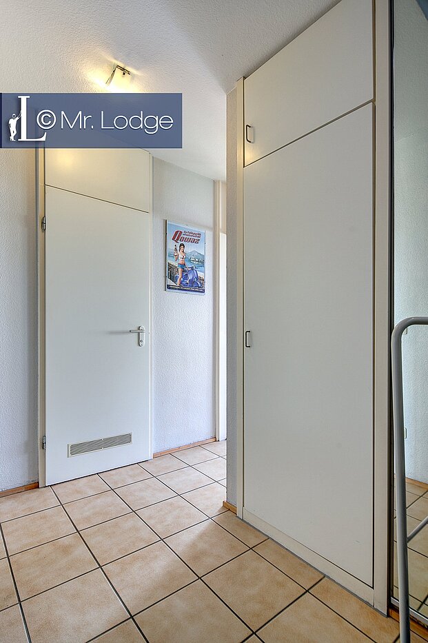 Apartment with 2 room | Unterschleißheim | 1711ML1 | Diele mit Einbauschrank