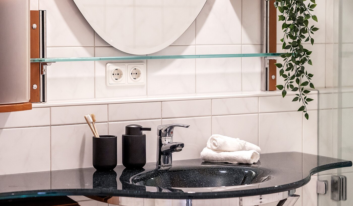 Ground floor apartment with 2.5 room | München-Harlaching | 70018 | Modernes Bad mit...