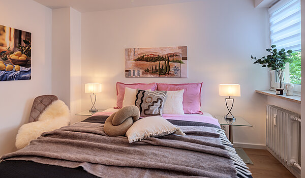 Apartment with 2 room | München-Sendling-Westpark | 70413 | ...Schlafzimmer mit...