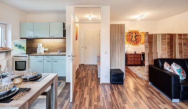 Apartment with 1 room | Karlsfeld | 70460 | Wohn-, Ess- und Schlafbereich