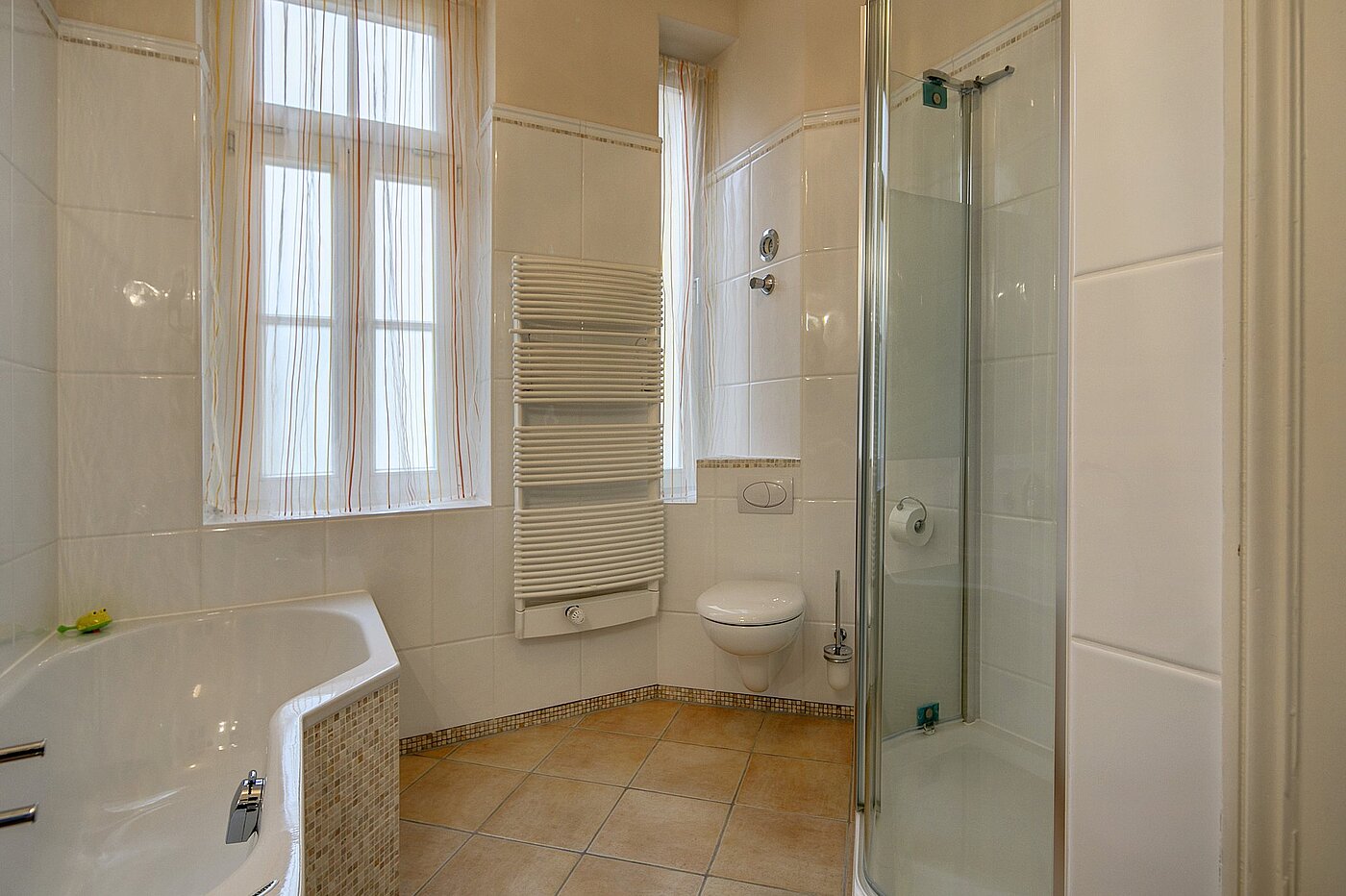 Apartment with 3 room | München-Ludwigsvorstadt | 1905ML1 | Tageslichtbad mit Dusche...