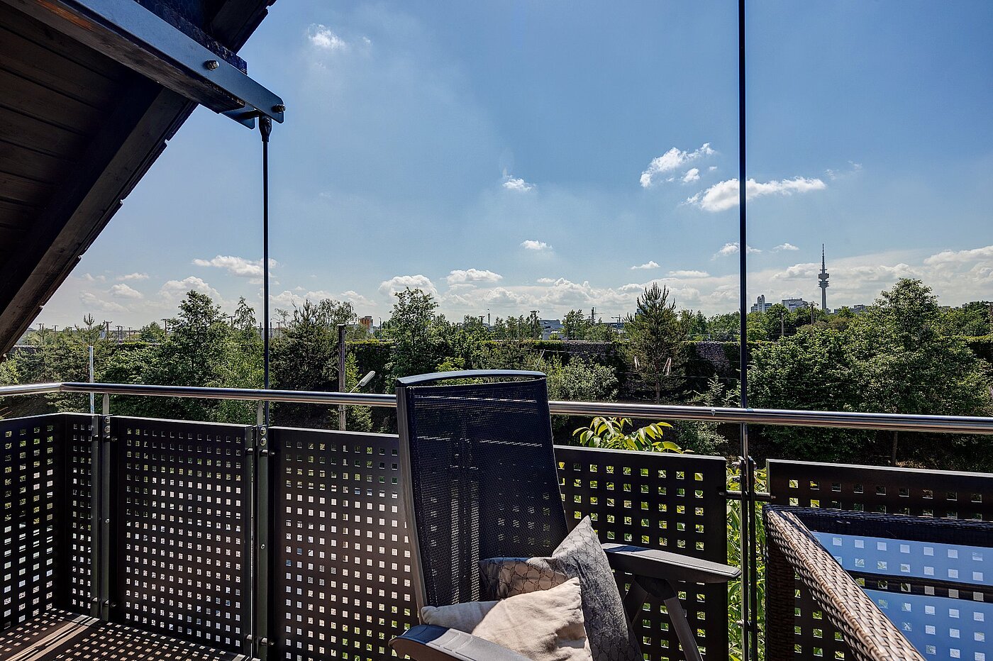 Attic Apartment with 3 room | München-Hasenbergl | 1803ML5 | Wohnen..