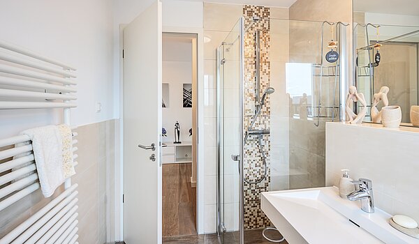 Penthouse with 3 room | München-Riem | 70468 | ...Duschbad