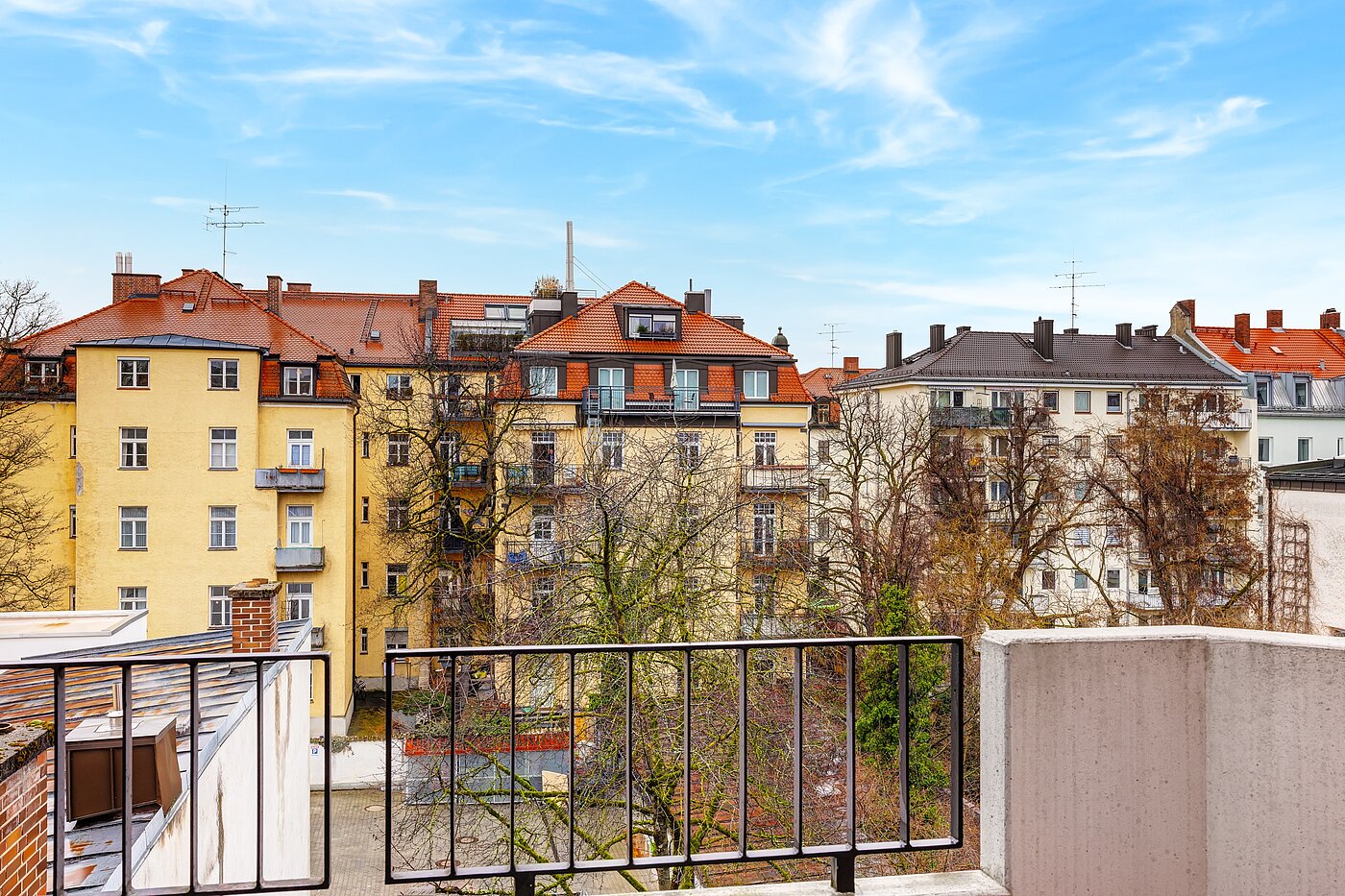 Apartment with 2 room | 70206 | Balkon mit Aussicht