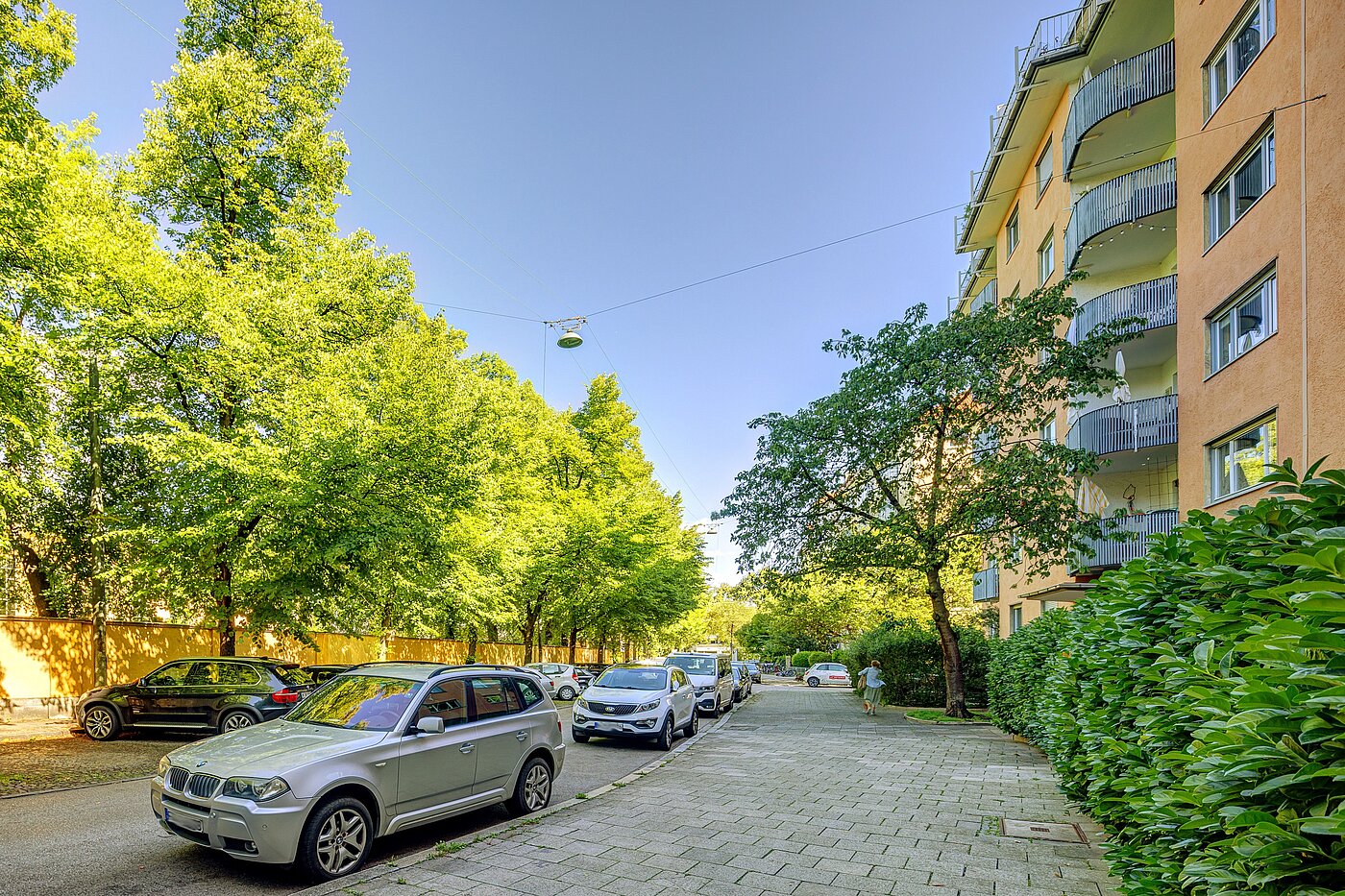 Apartment with 1 room | München-Schwabing | 70198 | Umgebung im Sommer