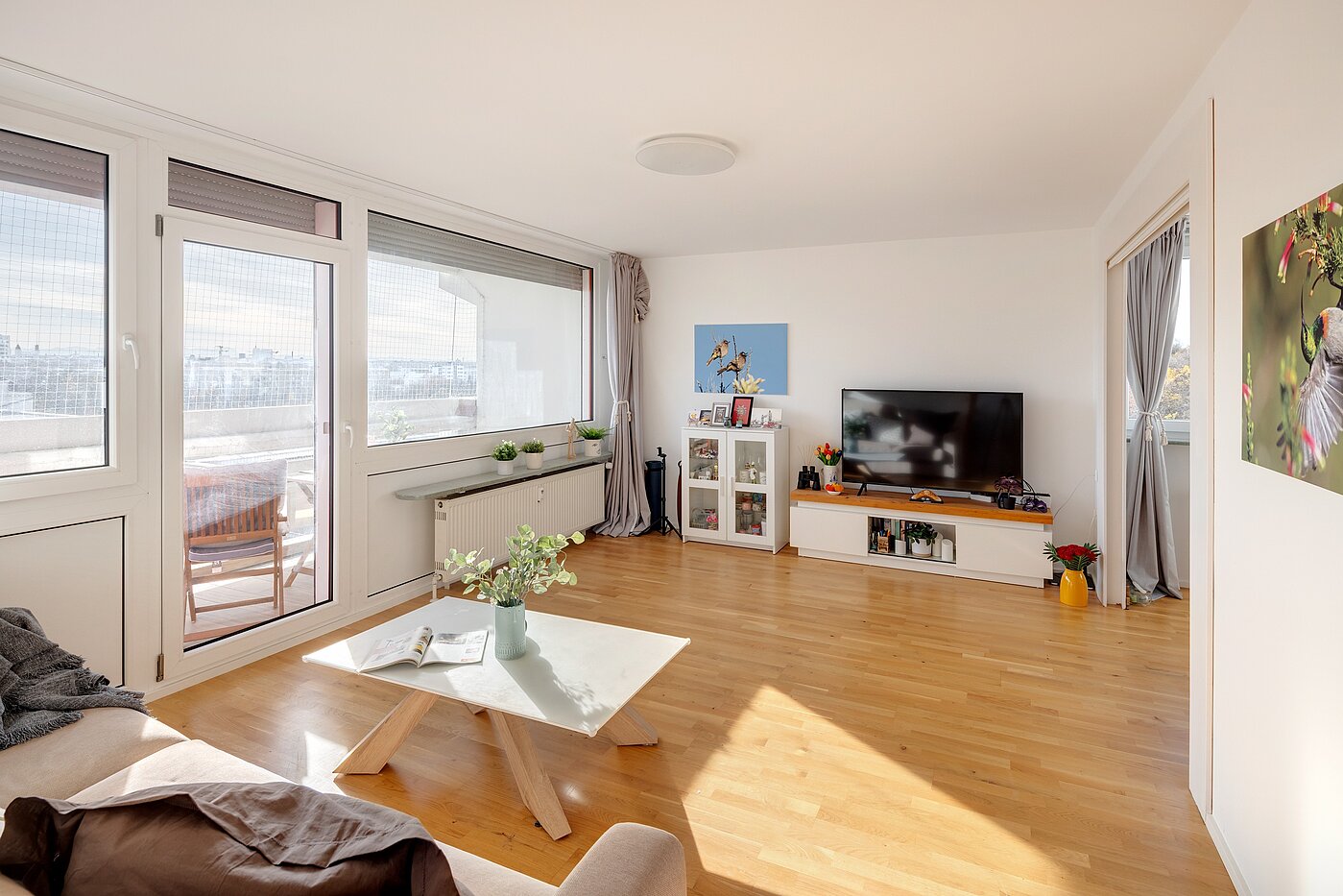 Apartment with 3 room | München-Schwabing | 70318 | Lichtdurchflutet