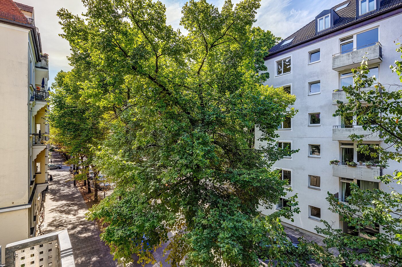 Apartment with 3 room | München-Schwabing | 2212ML1 | ...grüne Aussichten für den Sommer
