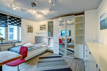 Neuhausen: furnished 1-room apartment