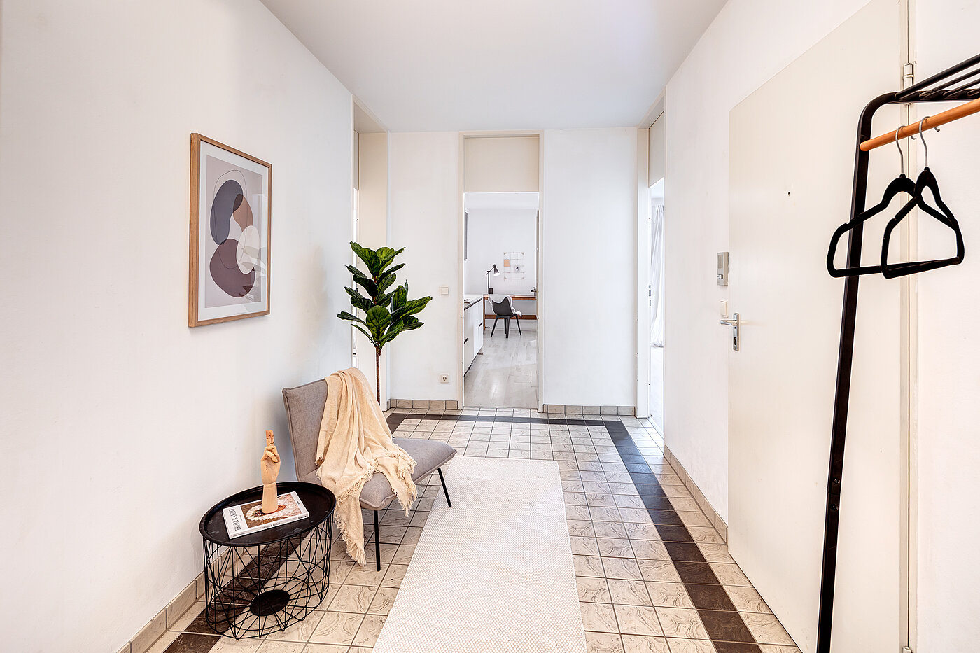 Ground floor apartment with 2.5 room | 70018 | ...Eingangsbereich mit...