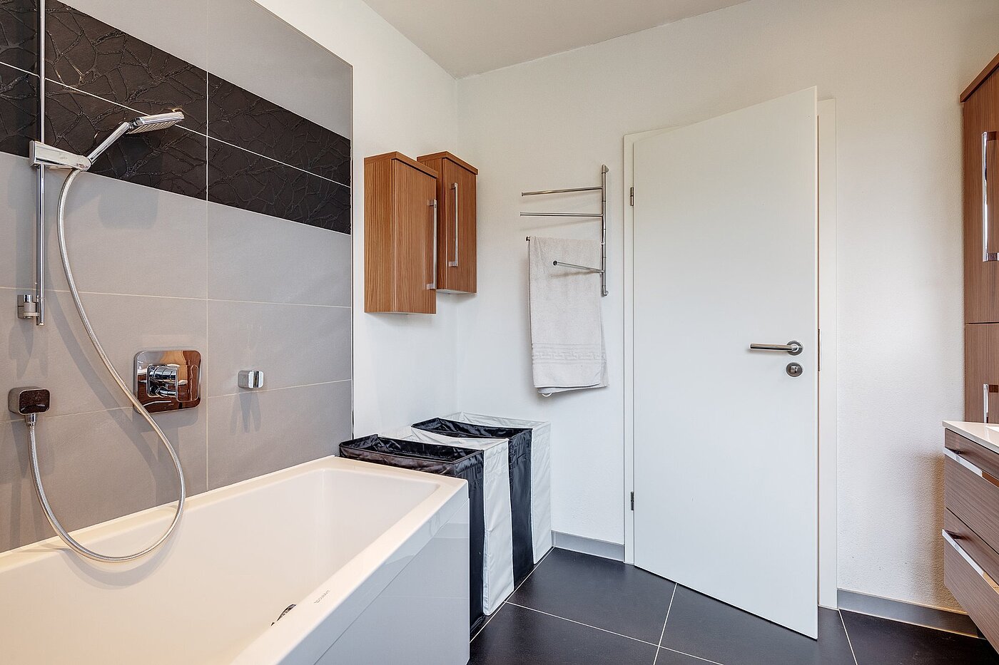 Apartment with 3 room | Karlsfeld | 1904ML1 | ...Tageslichtbad