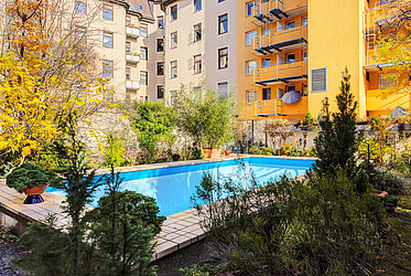 Au: Stylish 1-room apartment with balcony
