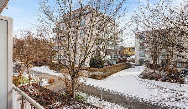 Apartment with 2 room | München-Bogenhausen | 70396 | Blick vom Balkon...