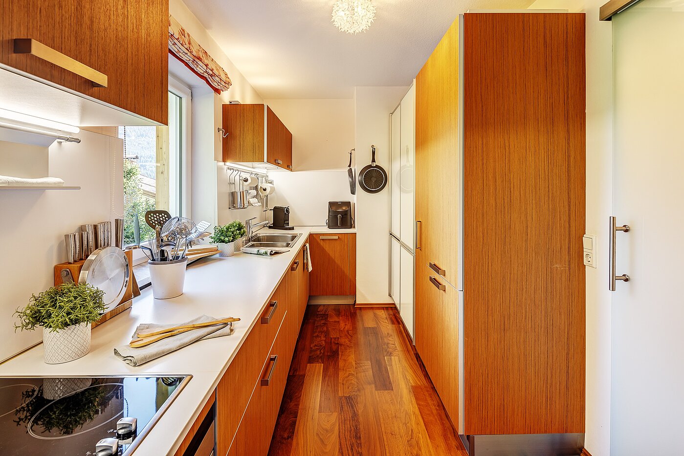 Corner townhouse with 3 room | Kreuth | 70037 | Die schöne und helle Küche...