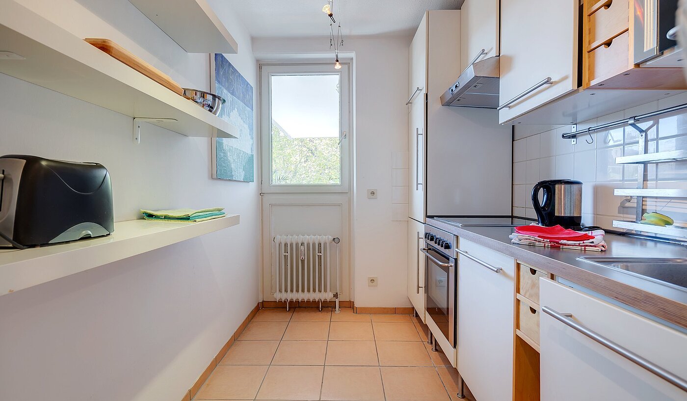 Apartment with 2 room | München-Maxvorstadt | 2105ML2 | Küche mit Fenster