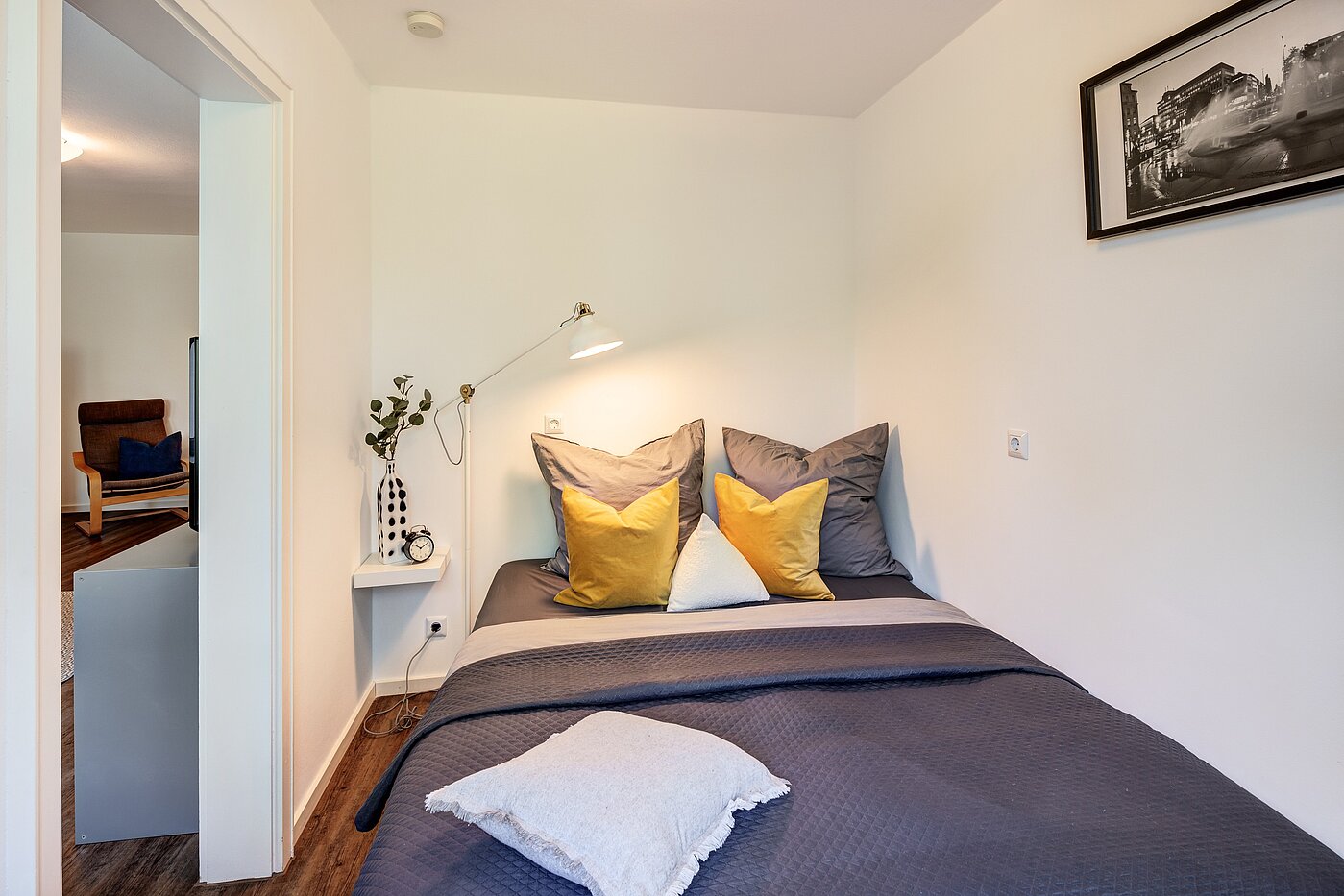 Apartment with 2 room | München-Bogenhausen | 70142 | ...Schlafzimmer