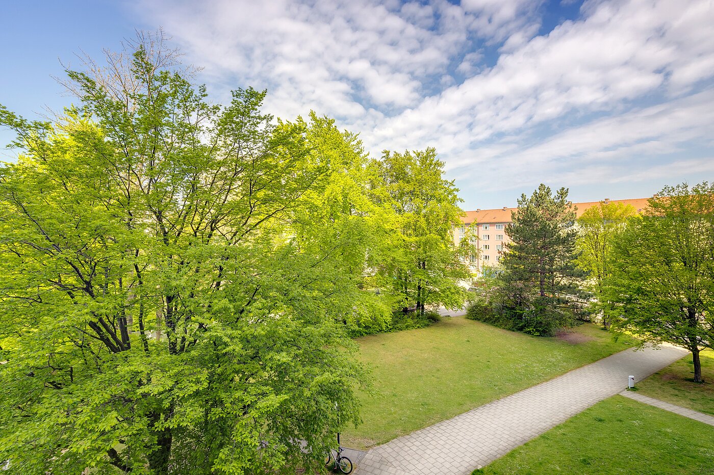 Apartment with 2 room | München-Sendling-Westpark | 2204ML2