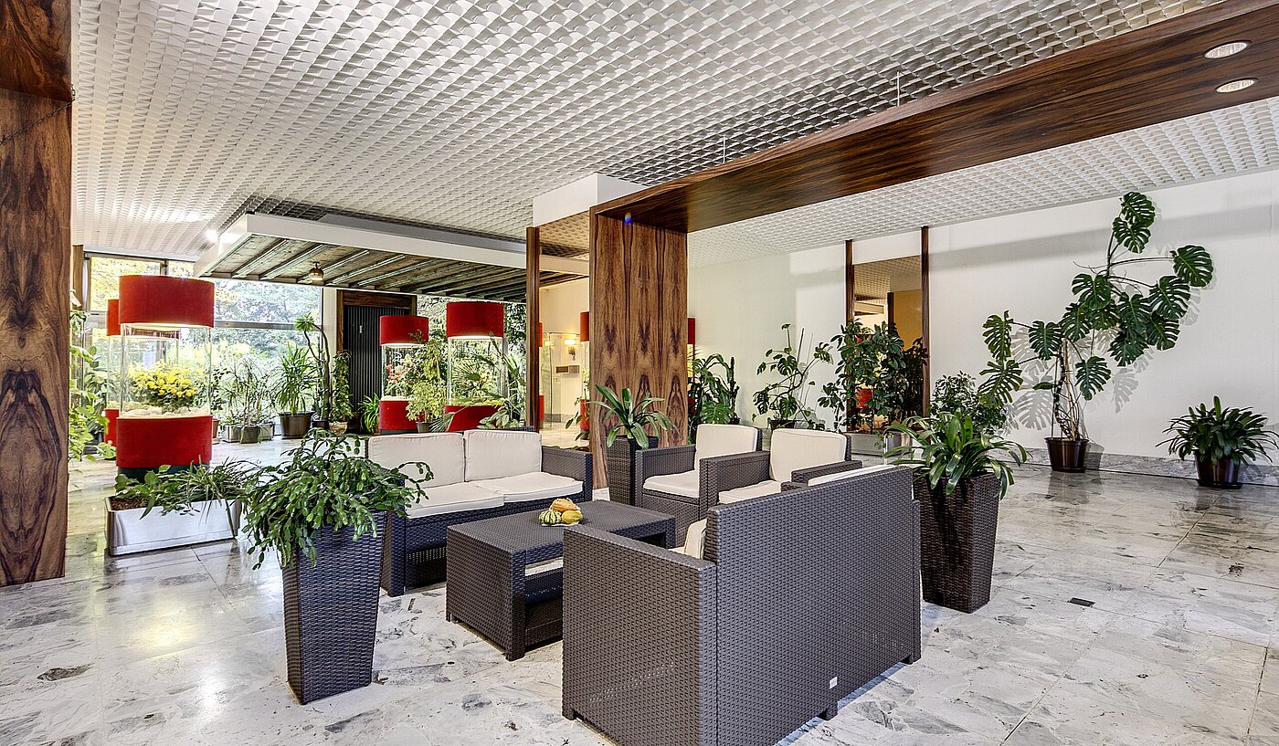 Apartment with 1 room | München-Solln | 700901 | Gepflegter Eingangsbereich