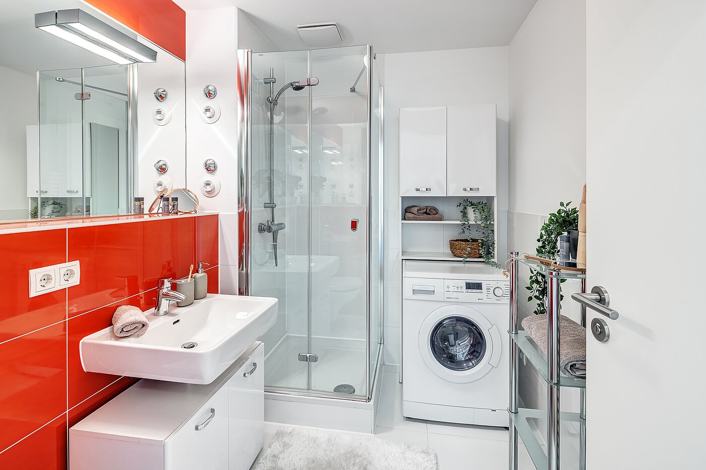 Ground floor apartment with 2 room | München-Riem | 2201ML1 | ...Dusche und Waschtrockner