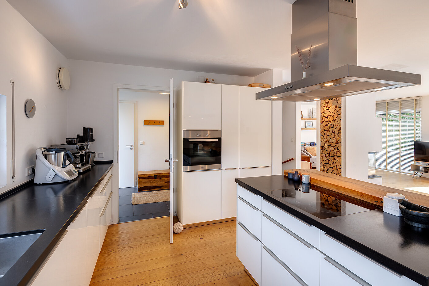 Semi-detached House with 5 room | München-Aubing | 70162 | Hochwertige Einbauküche