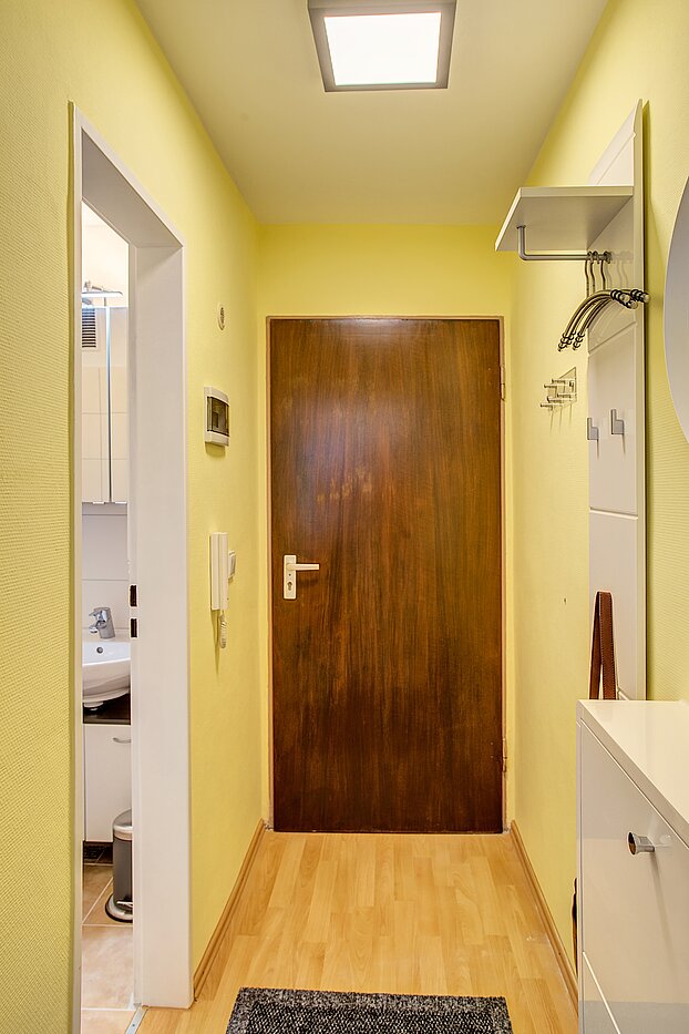 Apartment with 1 room | München-Ludwigsvorstadt | 70469 | Diele mit Abstellmöglichkeiten